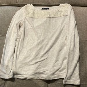 Gap kids sequin white T-shirt size 6-7
